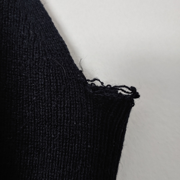 Women's Wool Blend Navy Vest - Picture 3 of 7